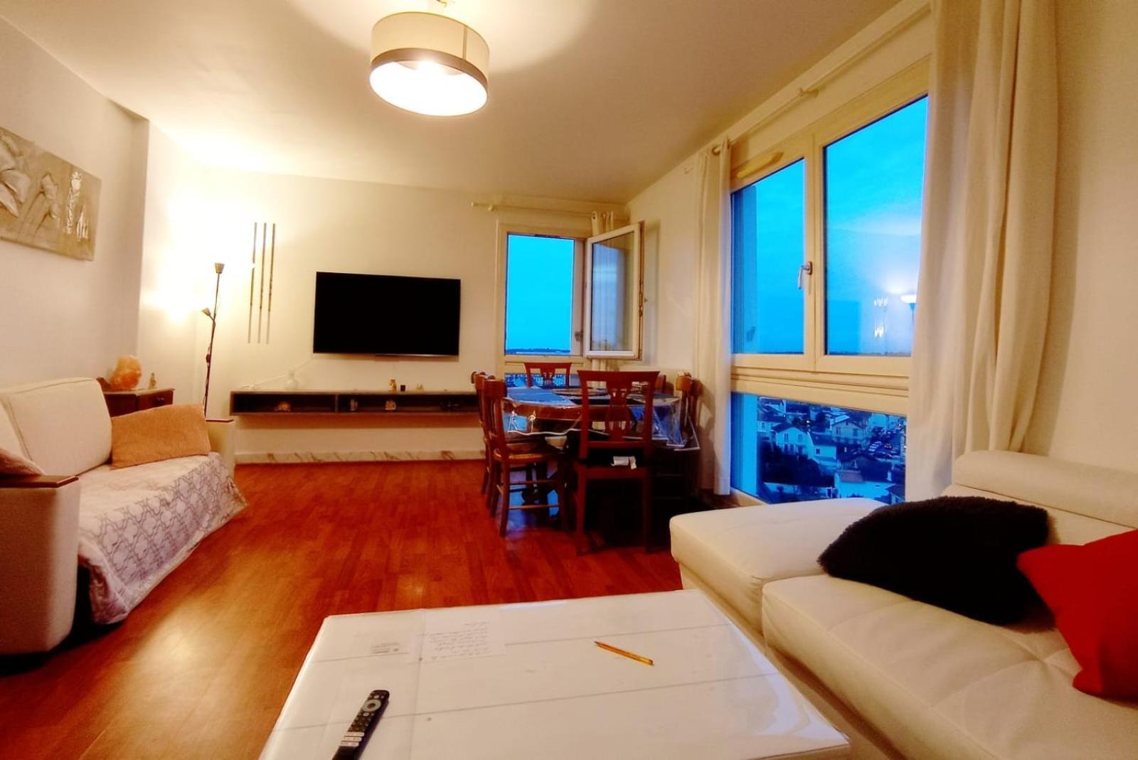 Mariana-basel Apartment Maisons-Alfort